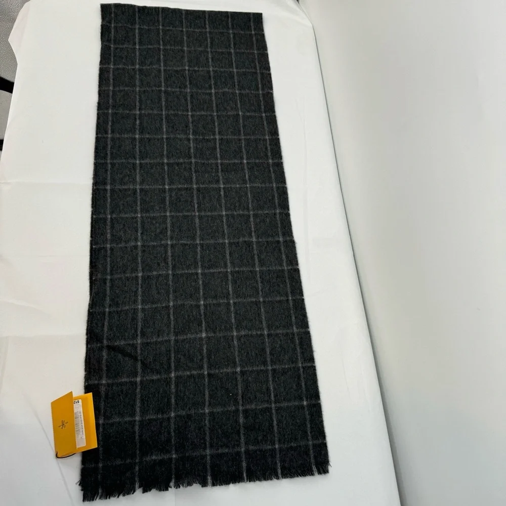 NWT Patterned Cashmere Scarf for Men Ultra-Soft Men’s Winter Scarf $125